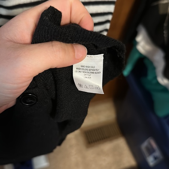 Vintage Chadwick’s wool and silk blend button up cardigan - Picture 3 of 4